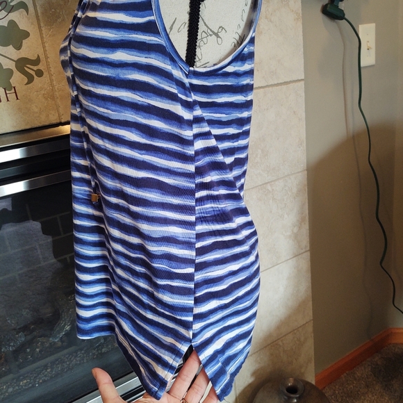 💥 3/$20 Michael Kors Small Sleeveless Top! - Picture 3 of 7